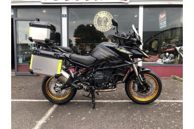 QJ MOTOR SRT 900 SX Touring