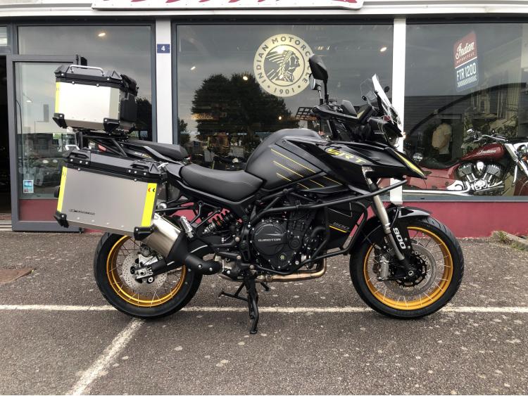 QJ MOTOR SRT 900 SX TOURING