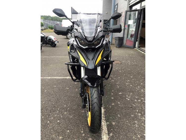 QJ MOTOR SRT 900 SX TOURING