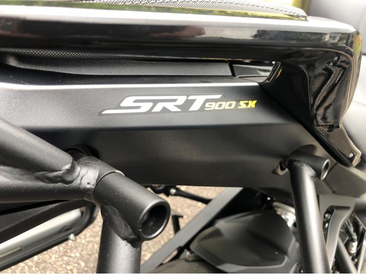 QJ MOTOR SRT 900 SX TOURING