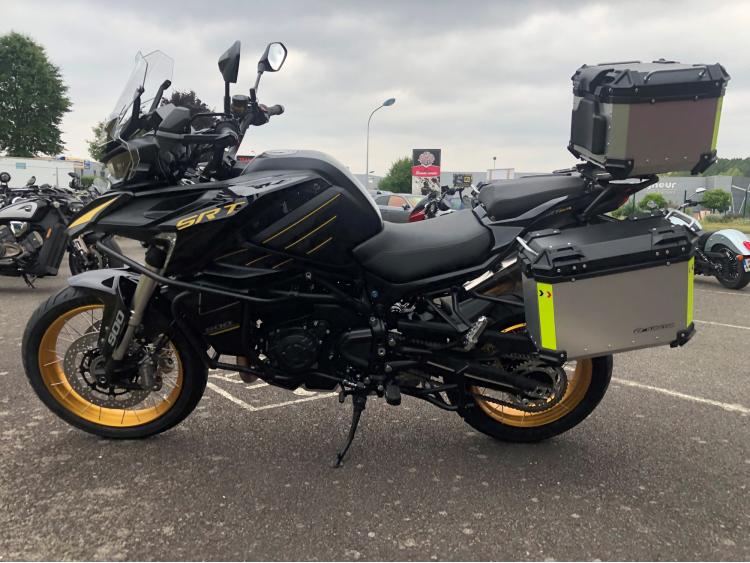 QJ MOTOR SRT 900 SX TOURING