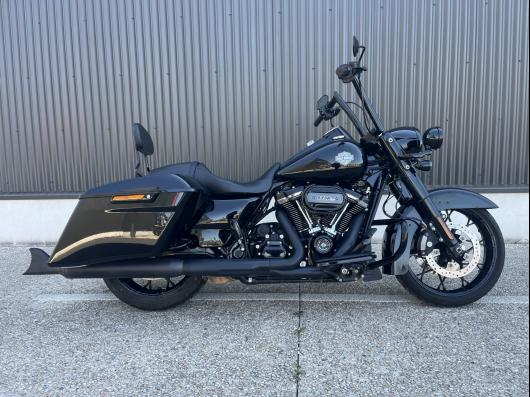 HARLEY-DAVIDSON TOURING ROAD KING 1868 SPECIAL