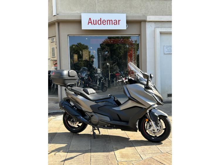 KYMCO AK 550 PREMIUM + TOP CASE - GARANTIE