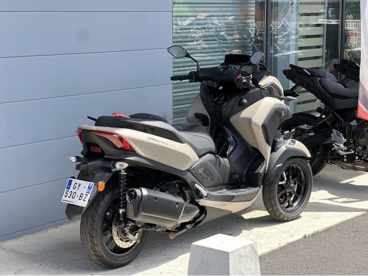 YAMAHA TRICITY 300