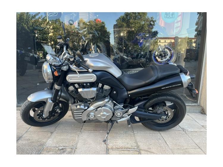 YAMAHA MT-01