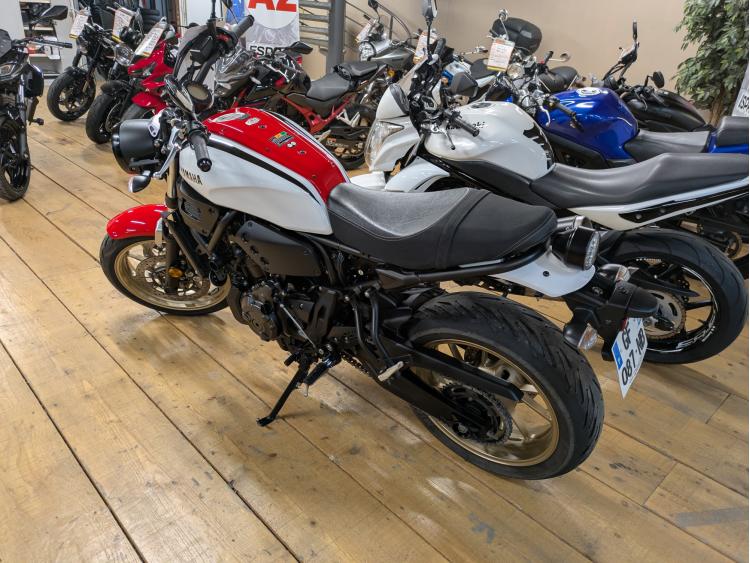 YAMAHA XSR 700