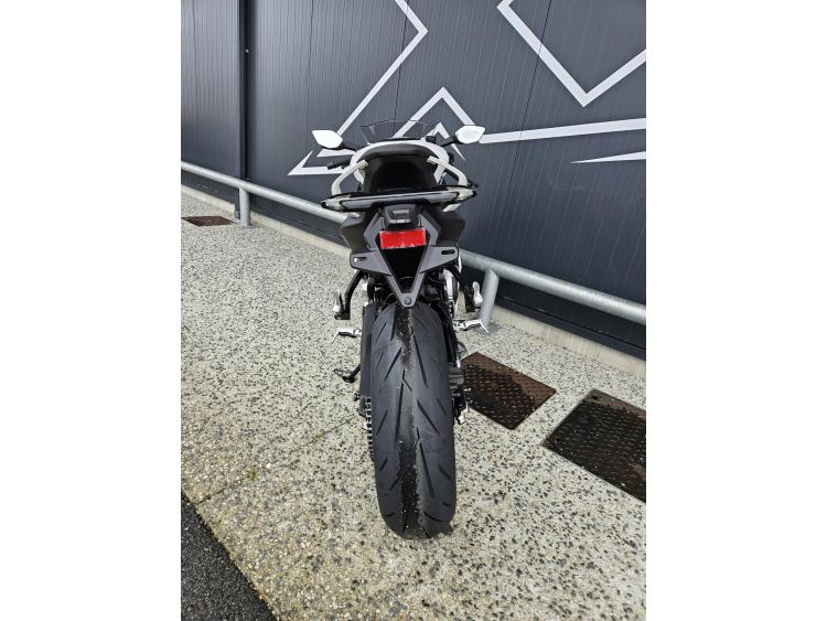 CF MOTO 675SR-R Dispo Noir/ Gris ou Blanc