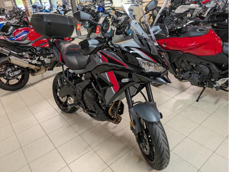 KAWASAKI VERSYS 650 A2*