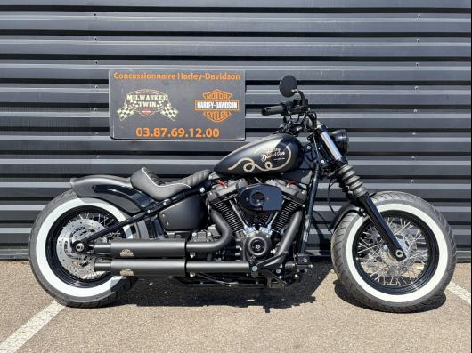 HARLEY-DAVIDSON SOFTAIL STREET BOB 1868