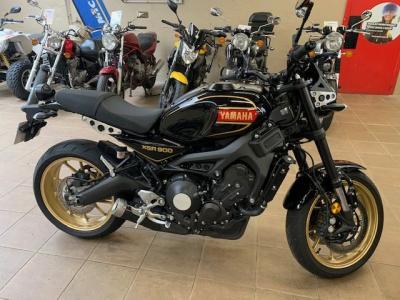 YAMAHA XSR 900