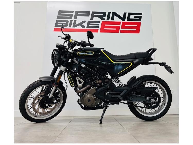 HUSQVARNA SVARTPILEN 401 A2