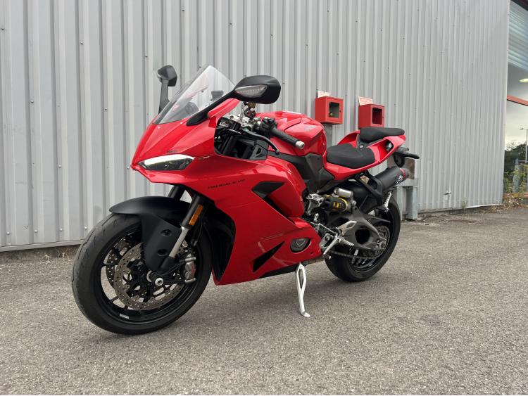DUCATI PANIGALE V2 (A PARTIR DE 209€/MOIS)