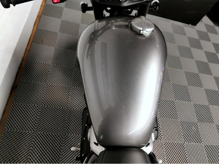 TRIUMPH SPEED TWIN 1200
