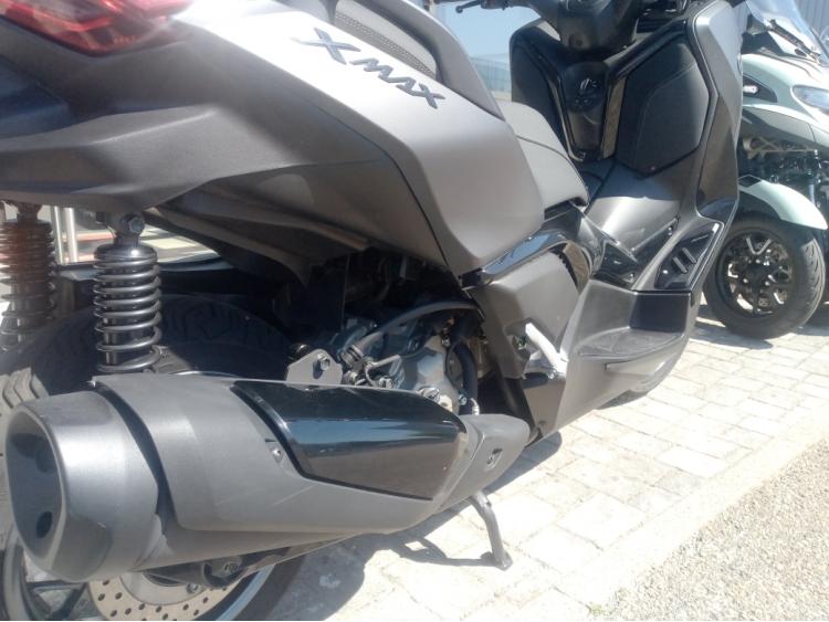 YAMAHA XMAX 300 Tech Max