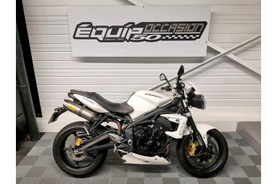 TRIUMPH STREET TRIPLE 675 R