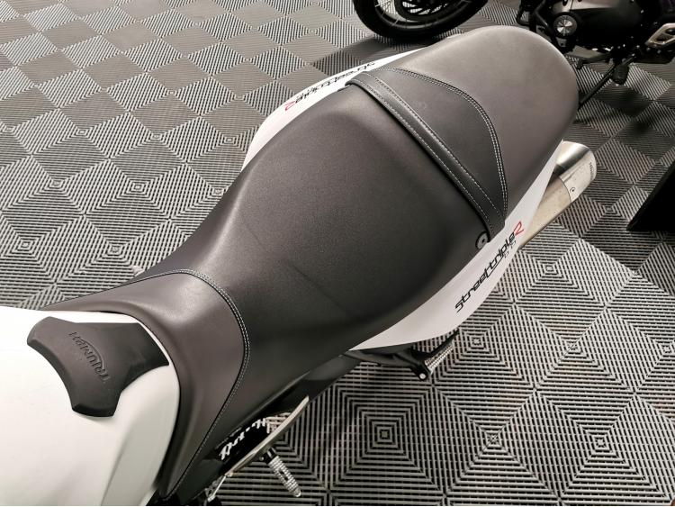 TRIUMPH STREET TRIPLE 675 R 675R