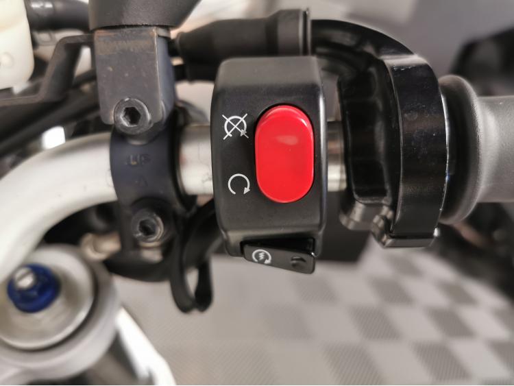 TRIUMPH STREET TRIPLE 675 R 675R
