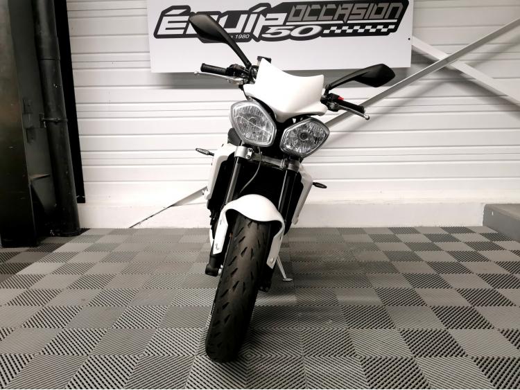 TRIUMPH STREET TRIPLE 675 R 675R