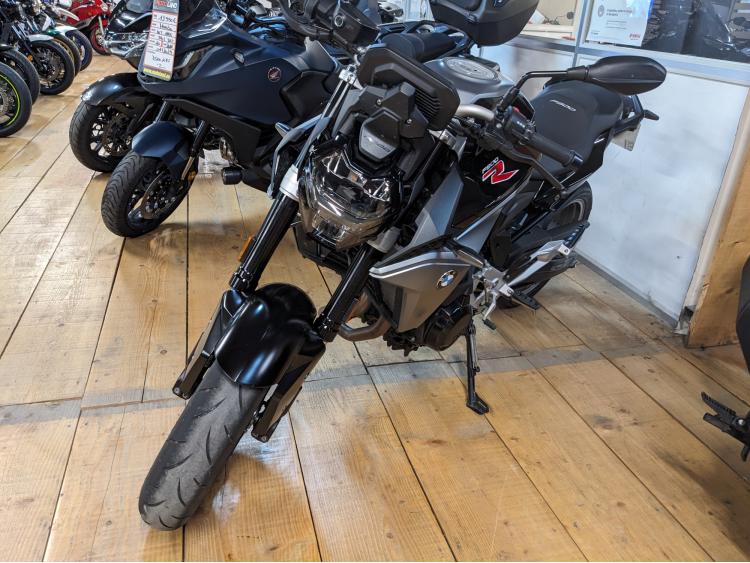 BMW F 900 R 35 KW