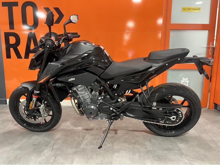 KTM 890 DUKE