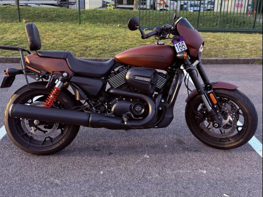 HARLEY-DAVIDSON STREET ROD 750