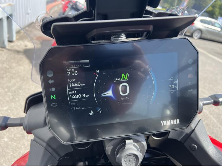 YAMAHA TRACER 9 (A PARTIR DE 177€/MOIS)
