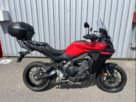 YAMAHA TRACER 9