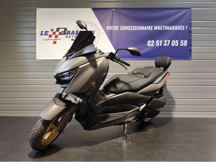 YAMAHA XMAX 300 Tech Max