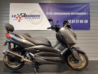 YAMAHA XMAX 300 Tech Max