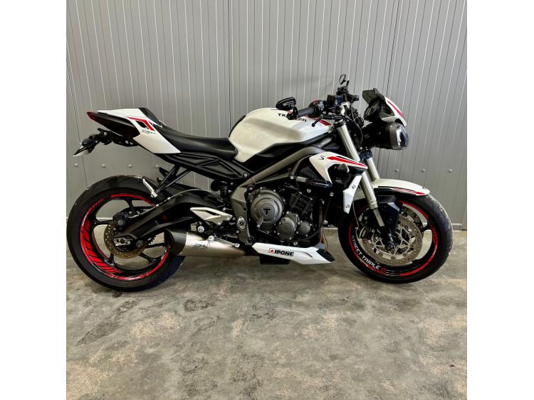 TRIUMPH STREET TRIPLE 660 S A2