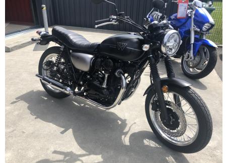KAWASAKI W 800