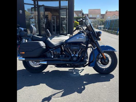 HARLEY-DAVIDSON SOFTAIL HERITAGE 1868 CLASSIC