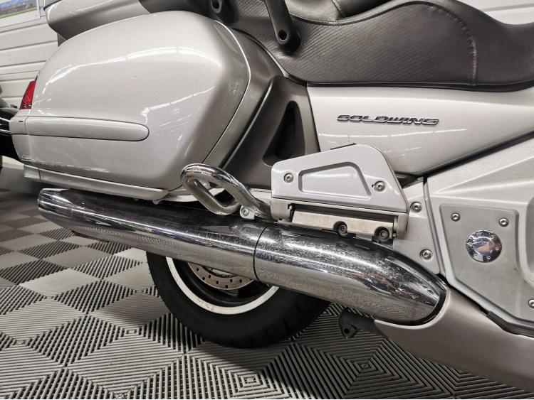 HONDA GL 1800 GOLDWING - GL1800