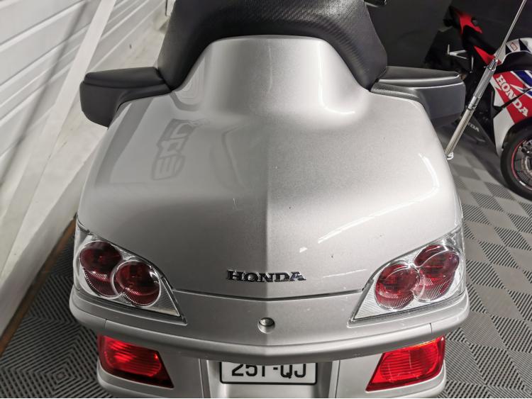 HONDA GL 1800 GOLDWING - GL1800