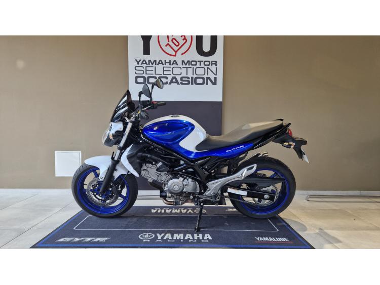 SUZUKI GLADIUS 650 A2