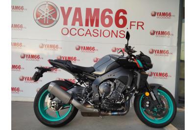 YAMAHA MT-10