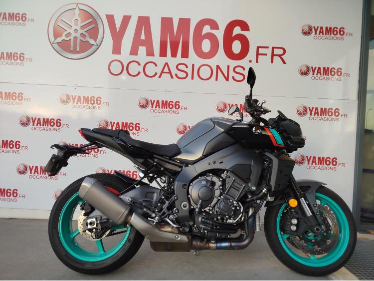 YAMAHA MT-10