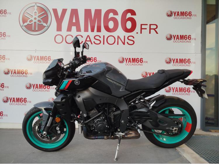 YAMAHA MT-10