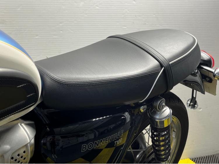 TRIUMPH BONNEVILLE 900 T-100  MY19