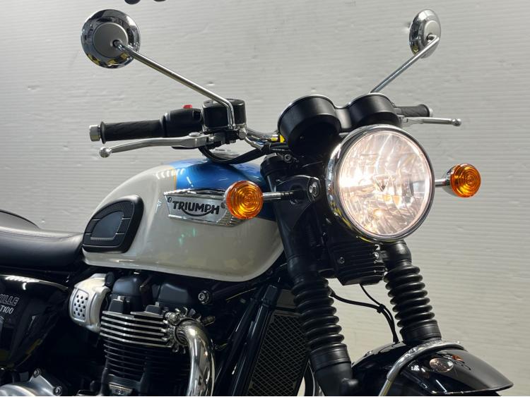 TRIUMPH BONNEVILLE 900 T-100  MY19