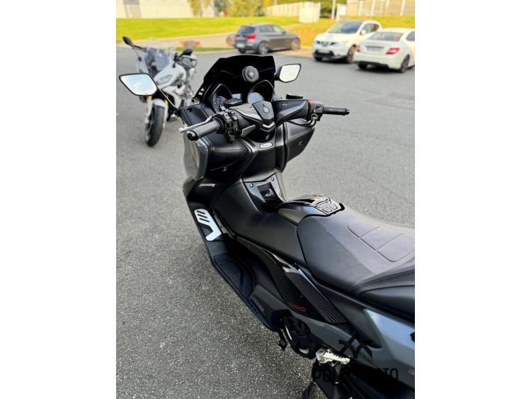 YAMAHA XP T-MAX 560 TECH MAX