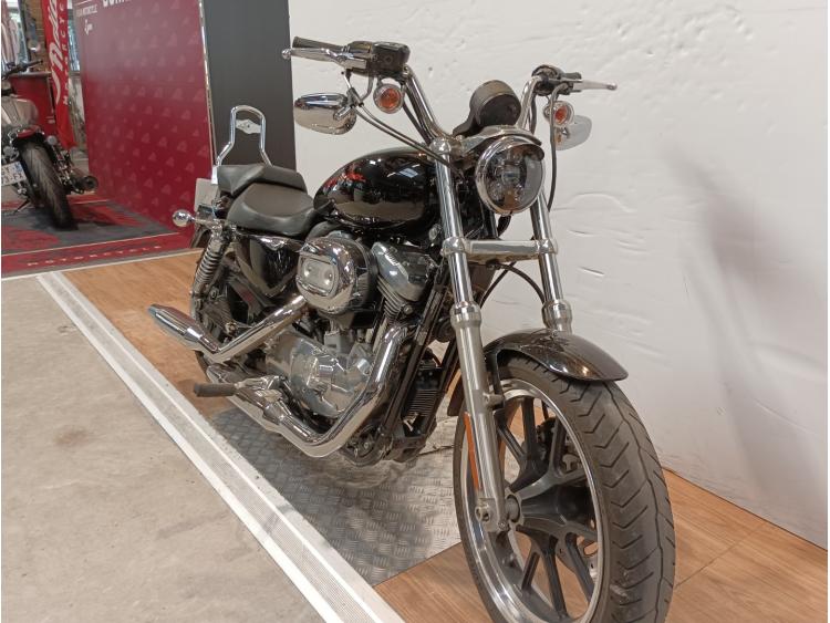 HARLEY DAVIDSON 883 SPORTSTER