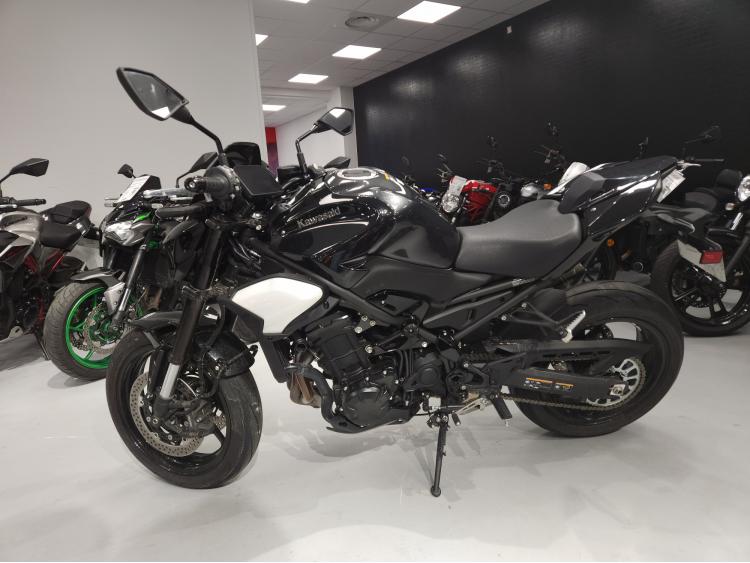 KAWASAKI Z 900