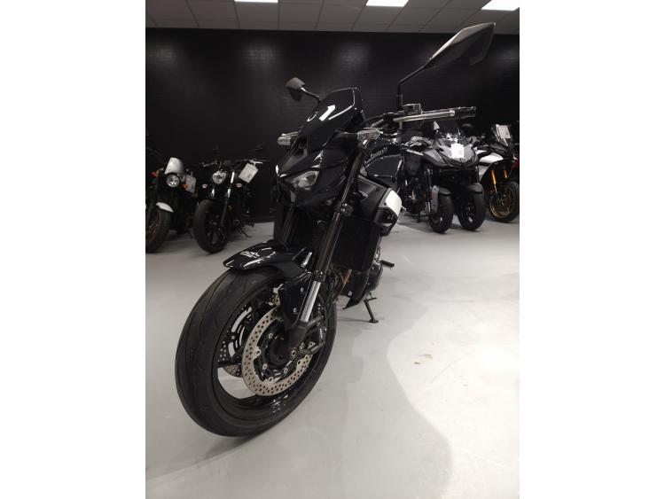 KAWASAKI Z 900