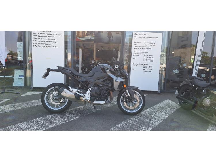 BMW F 900 R