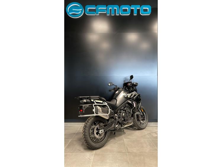 CF MOTO MT 800 Explore
