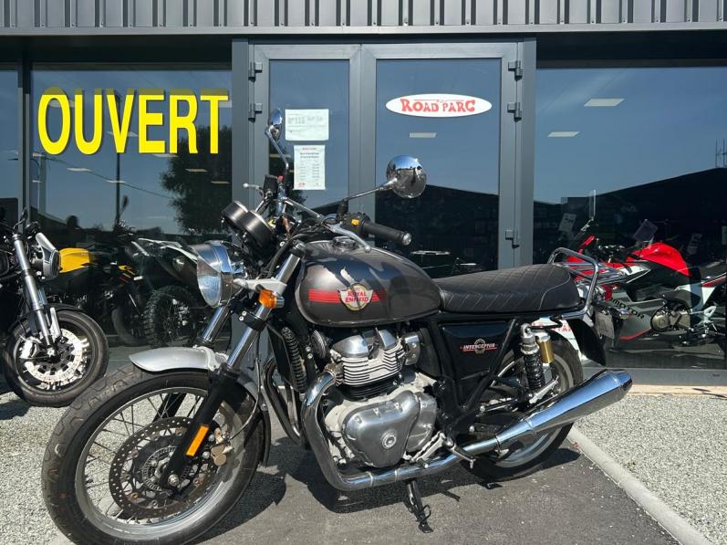 ROYAL ENFIELD INTERCEPTOR 650
