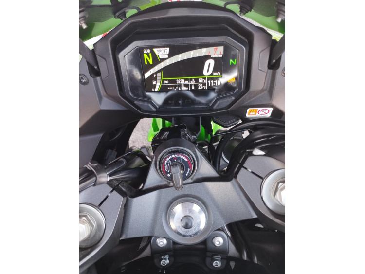 KAWASAKI NINJA 1000 SX