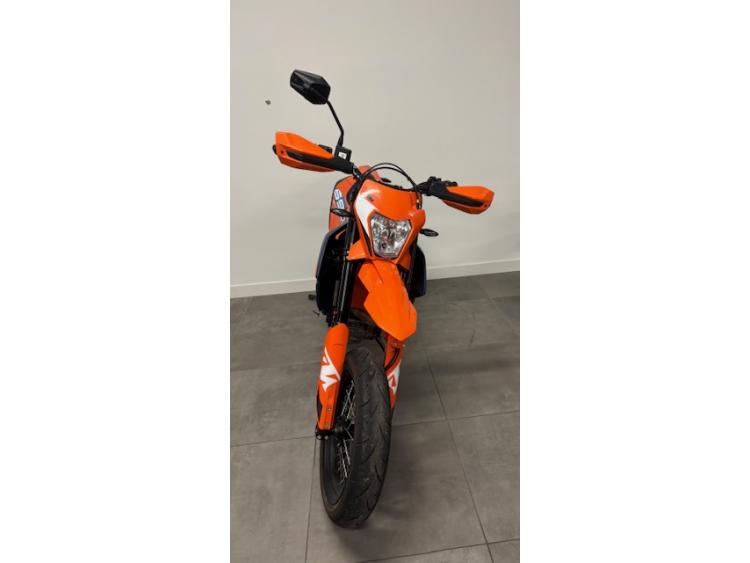 KTM 690 SMC R