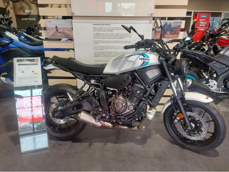 YAMAHA XSR 700